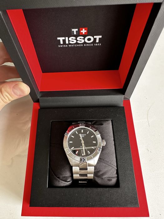 Продам наручные часы Tissot