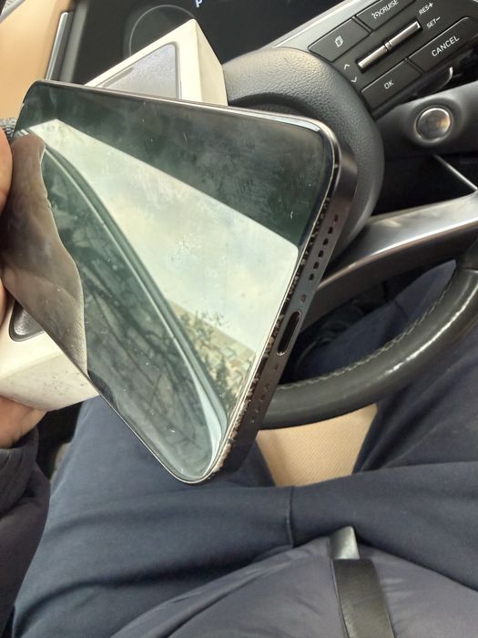 Iphone 15 pro max, 256, коробка есть аккум 80%