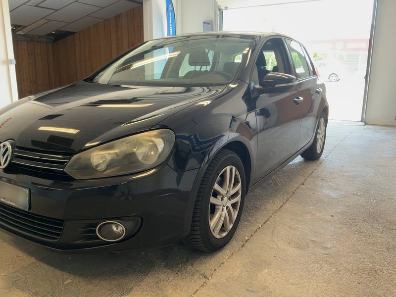 Volkswagen Golf VI 1.6 TDI Comfortline 2010