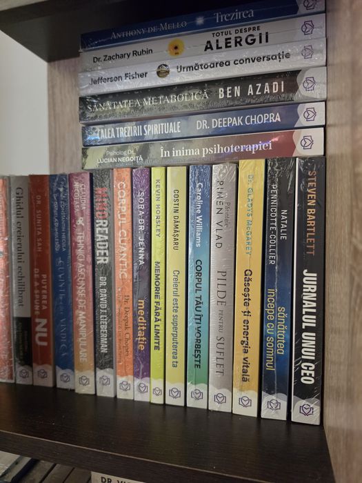 Vand colectie carti sigilate Bookzone