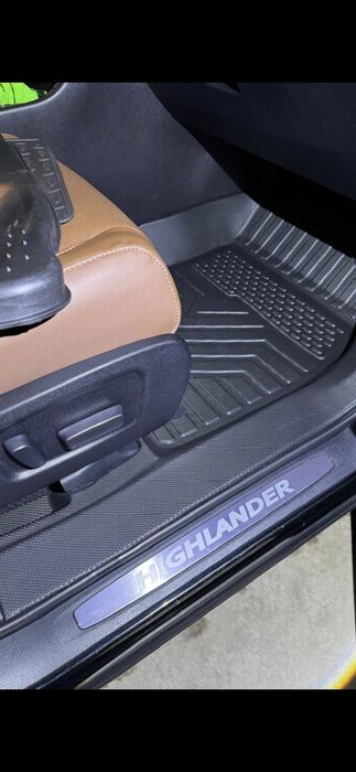 Продам полик для тайота HIGHLRNDER