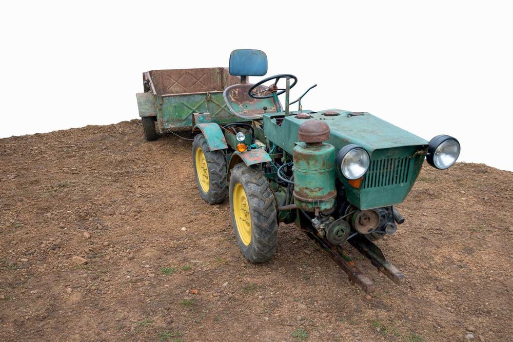 Tractor articulat