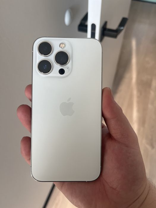 13 pro 128  аккумлятор 100