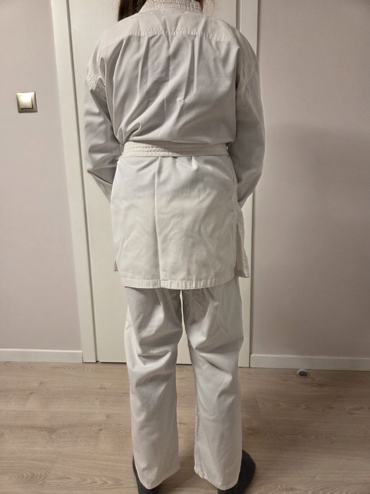 Детско кимоно за бойни изкуства