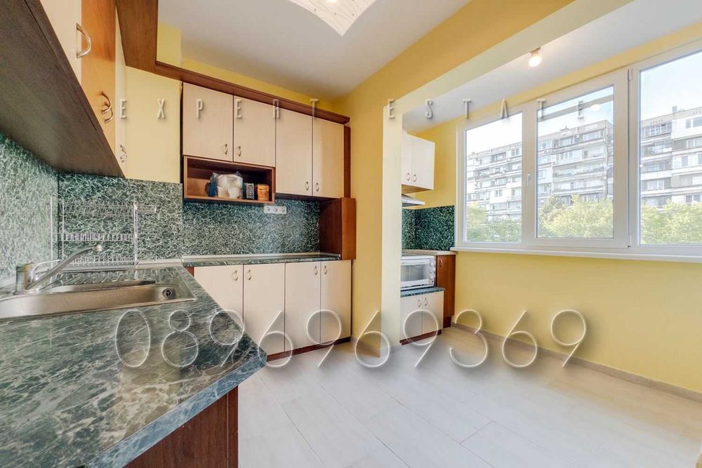 Тристаен - Ремонтиран - Младост 1 - Панел