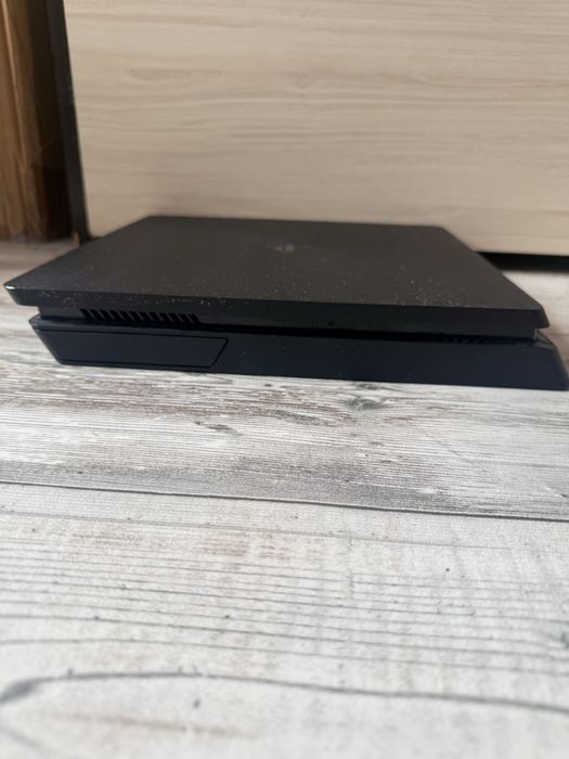Playstation 4 с профил