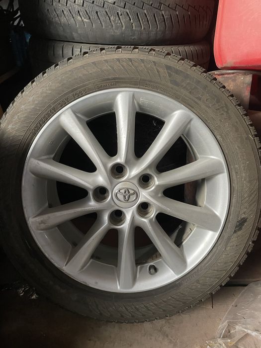 Продам шины с дисками r17