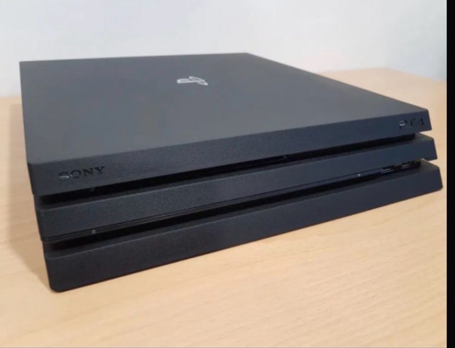 Playstation 4 pro 1 tb