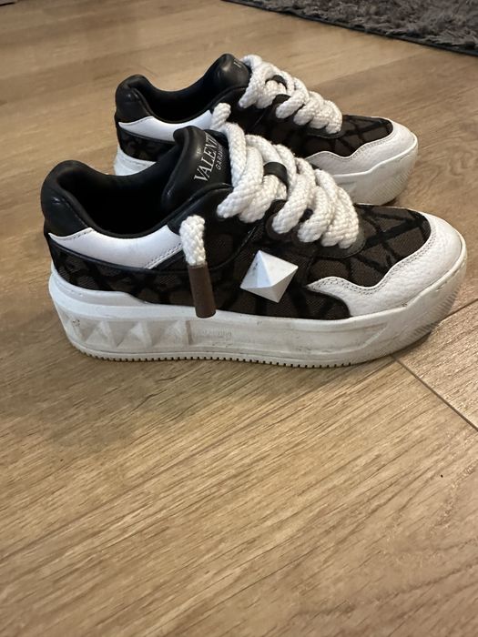 Adidasi dama Valentino 36