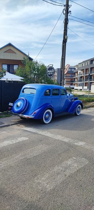 Vând plymouth deluxe 1936