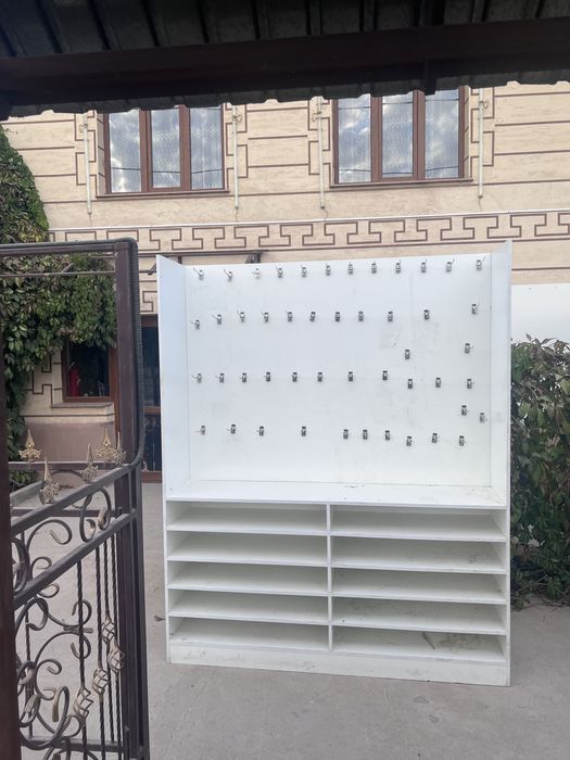 Шкаф сатылады шугыл турде