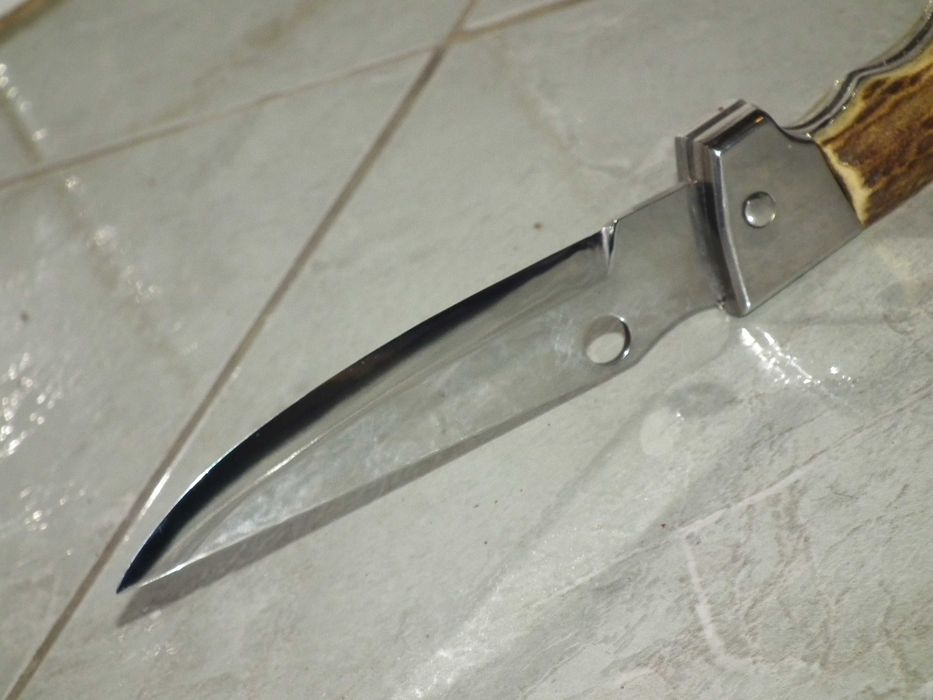 Briceag maghiar masiv unicat handmade cu plásele din corn mester anonim NOS