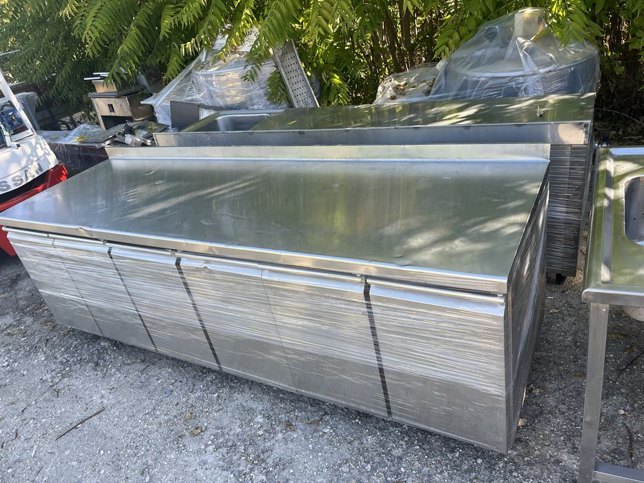 Работна маса шкаф неръждавейка