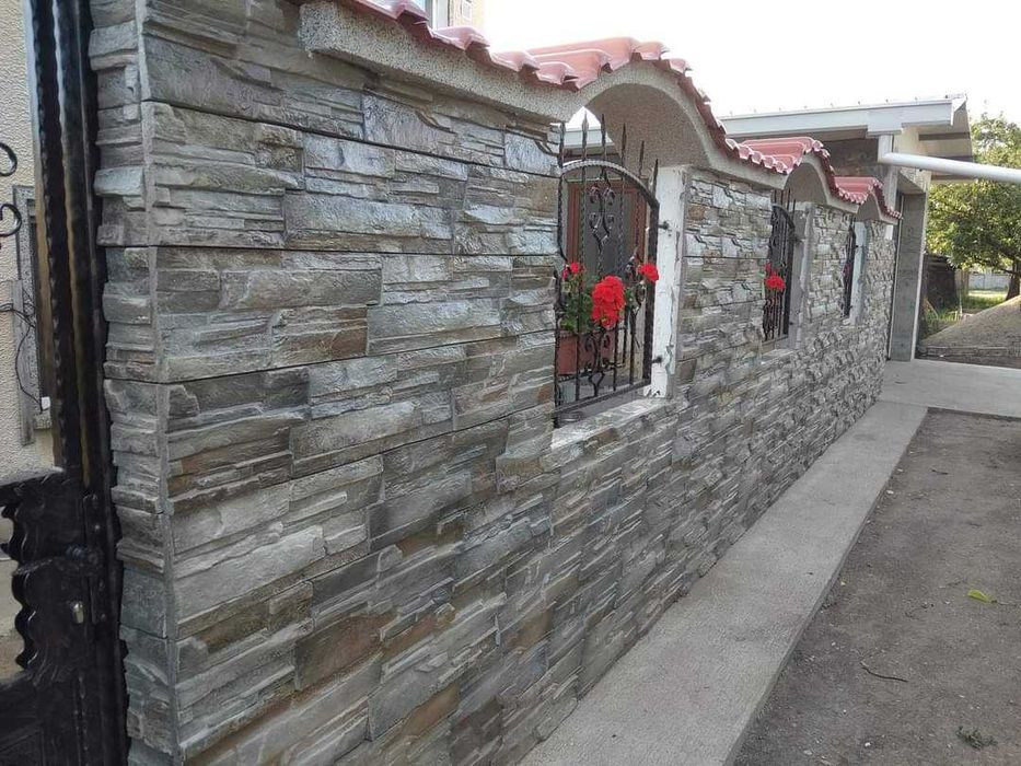 Изкуствен камък за декорация.