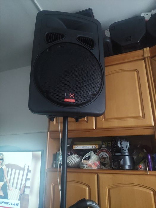 Boxa aktiva de vanzare