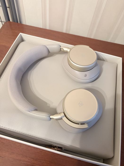 Bang & olufsen h100