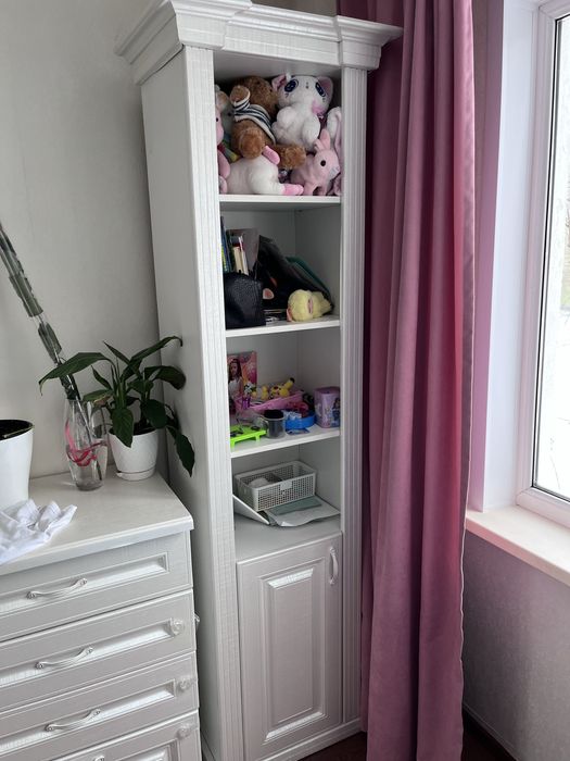 Полка для книг напольная