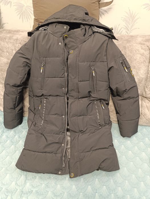 Продам подростковый пуховик