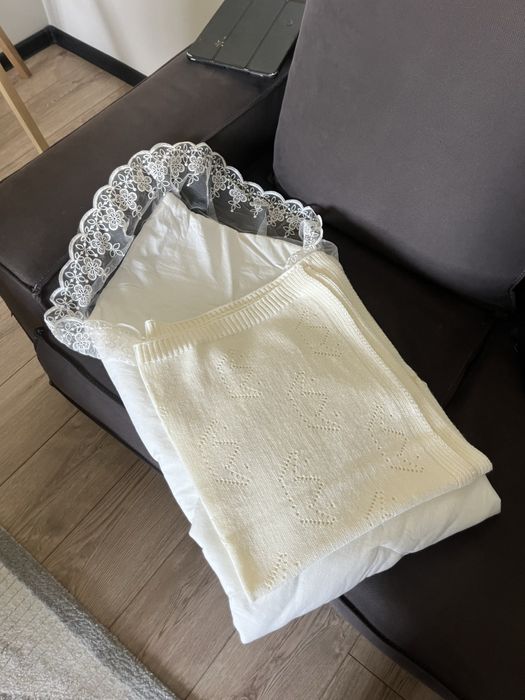 Продам конверт на выписку