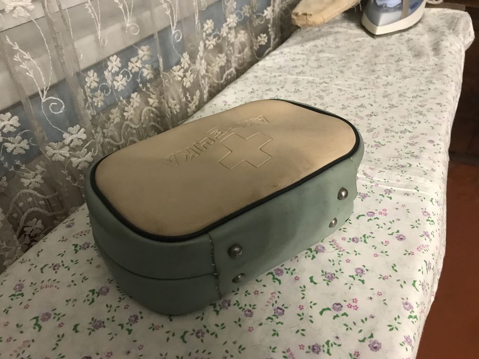 Аптечка СССР ретро авто