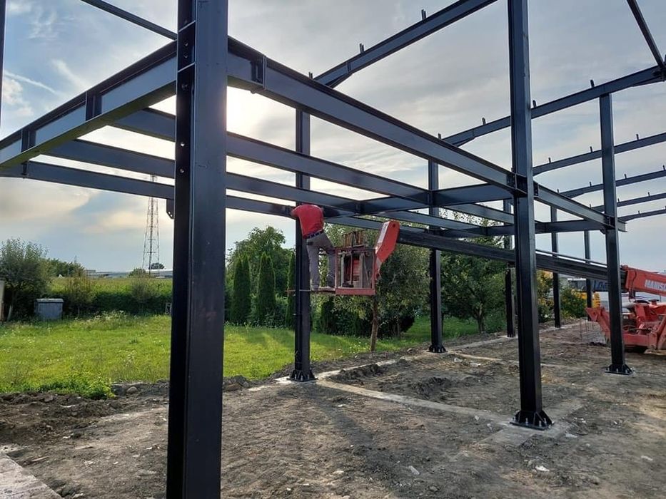 Vand hala metalica de 500mp cu panouri gri antracit proiect montaj