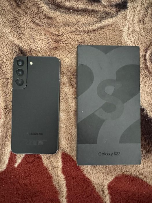 Продам Samsung galaxy S22 256gb