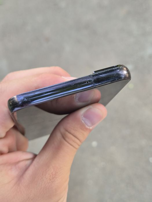 Samsung S22 8/256Gb 215$