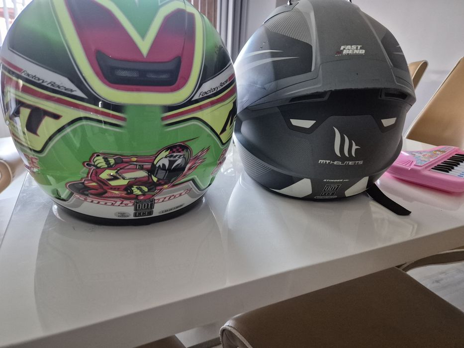 Каски MT Helmets