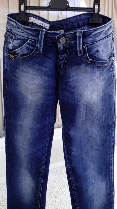 Дамски дънки - размер S