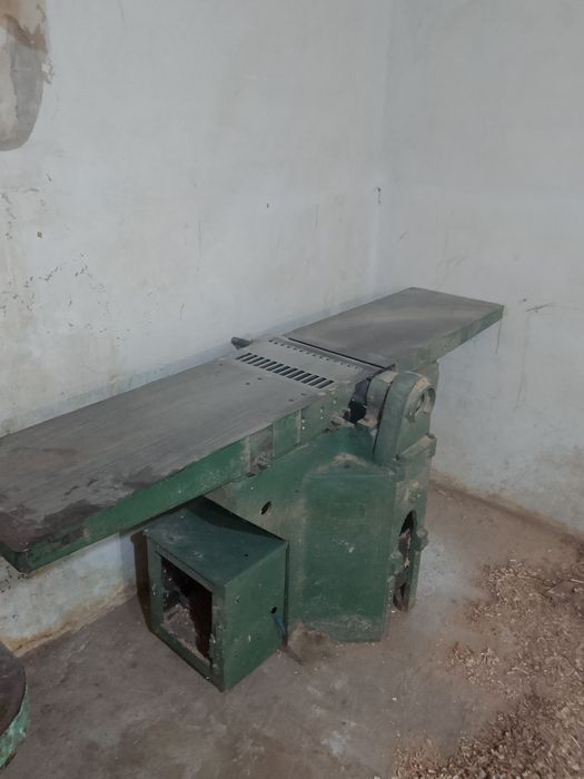 Mebel stanok Frezer Arra Randa