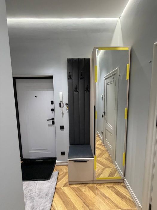 Сдаётся на аренду своя квартира.