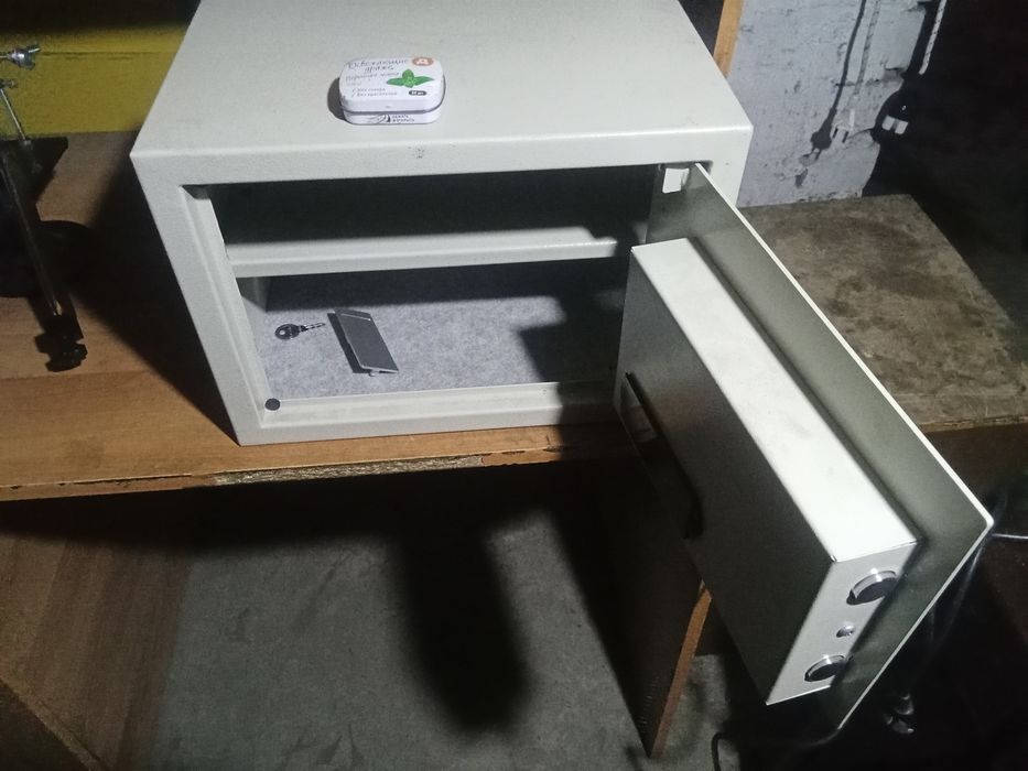 Печка, Сейф lllllllllll