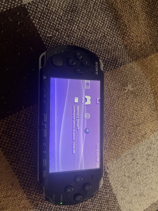 Psp 3001 на 8gb.