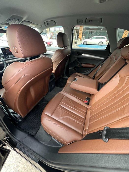 Продавам ауди Q5 2.0 tdi