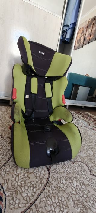 Детское автокресло