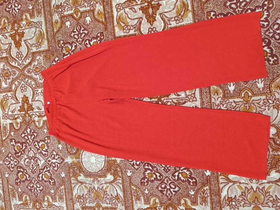 Брючный женский костюм