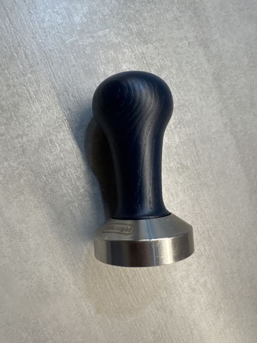 Delonghi Dedica si Rasnita Graef CM702