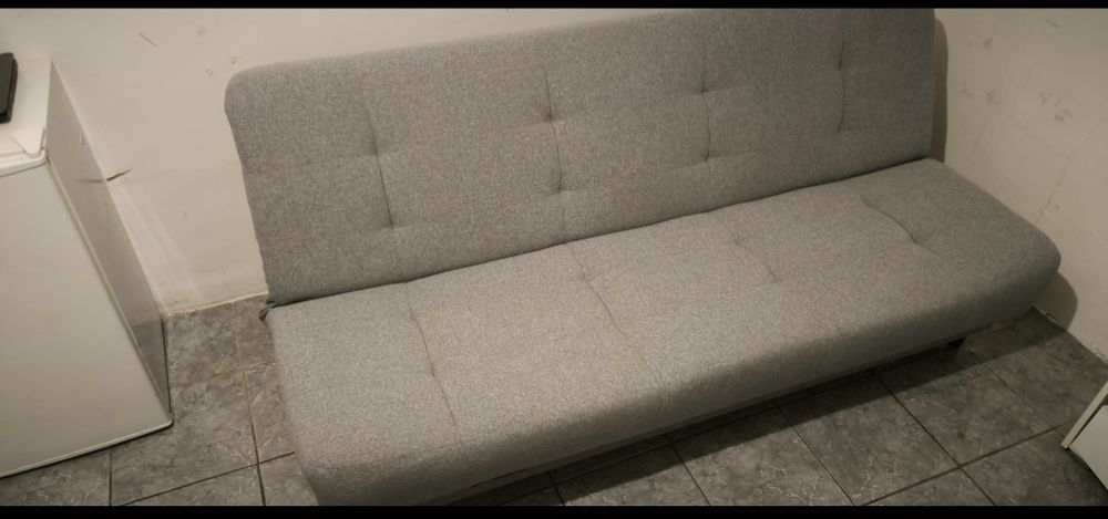 Proprietar, inchiriez garsoniera la parter pe Ofcea10 in Complex