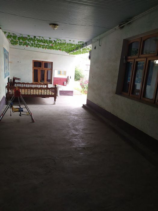 Ховли сотилади . Солнечныйда !