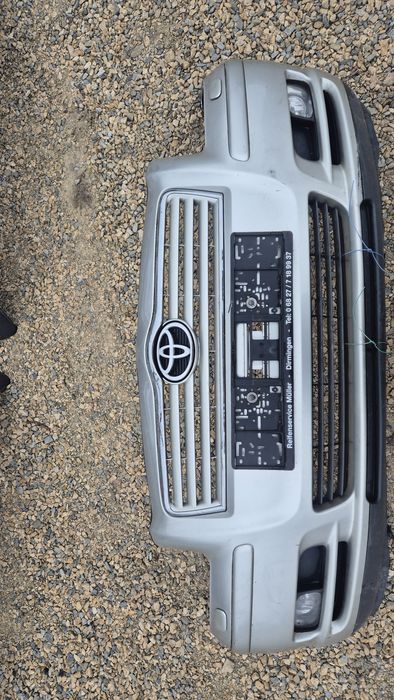 Предна броня за Тойота Авенсис Т25 2002- 2006г