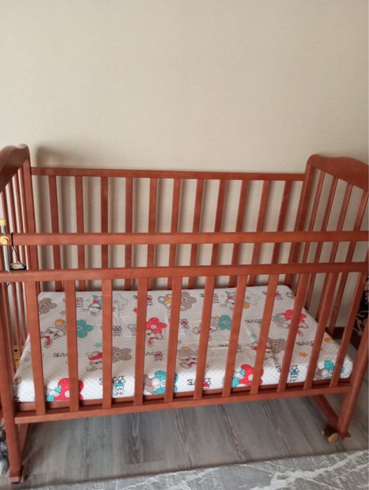 Продам манеж в отличном состоянии