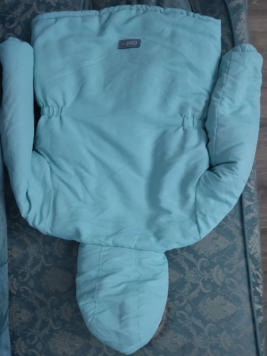 Продаю куртка-пуховик для девочек