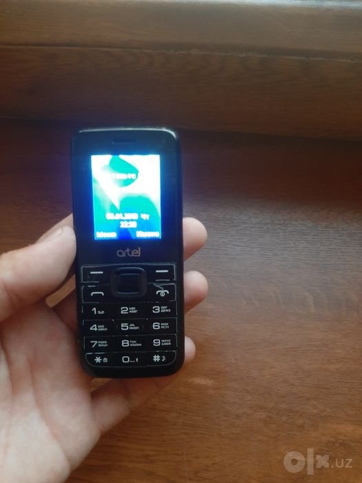 Artel knopkali telefon hamma yogi ishlaydi