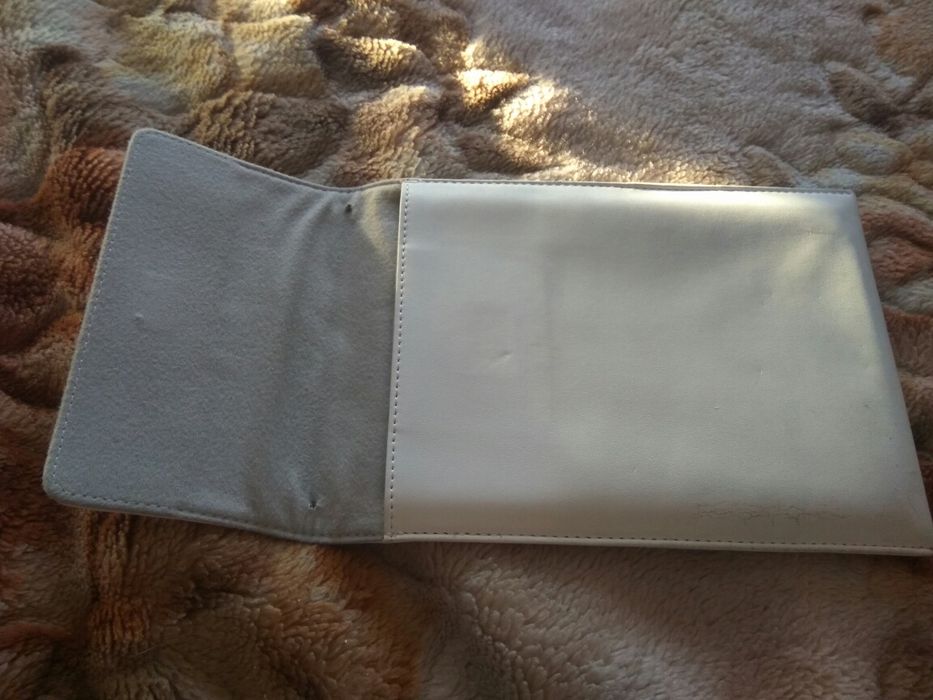 Чехол для планшета