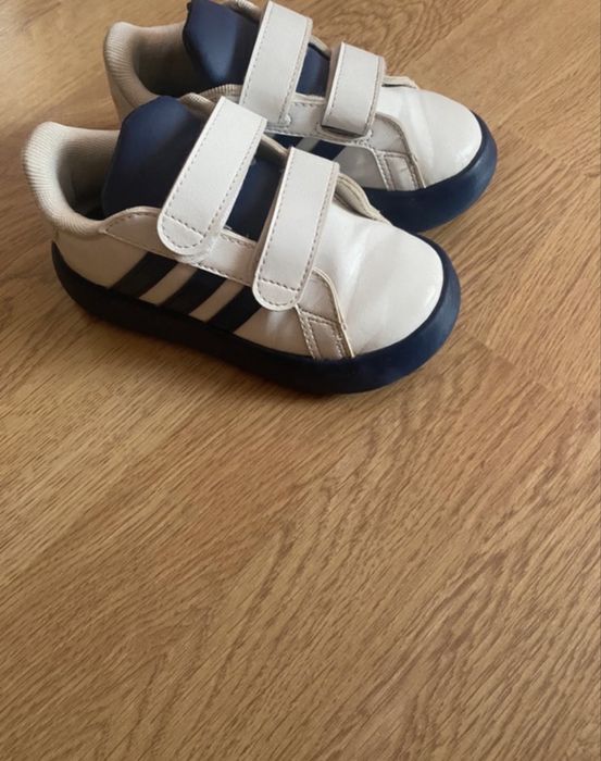 Adidasi adidas baieti