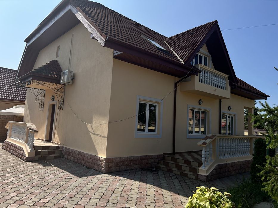 Vila  pantelimon Casa lux  691mp