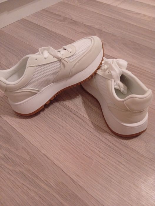 Женская обувь 38рр