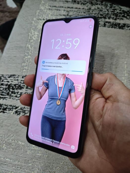 Продам vivo 17s в отличном состоянии.