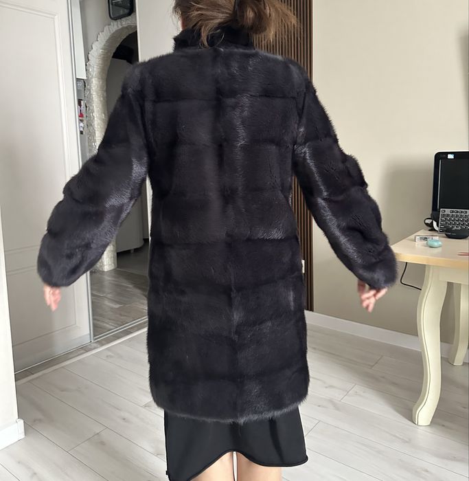 Продам шубу норковую