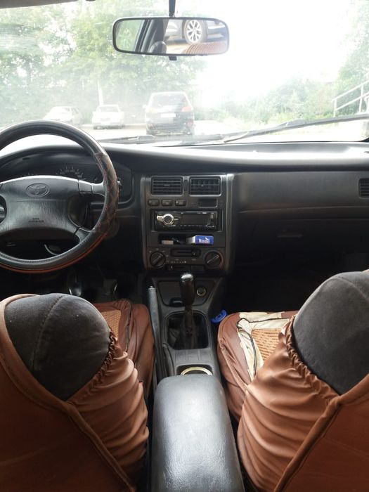 Карина Е тайота продам